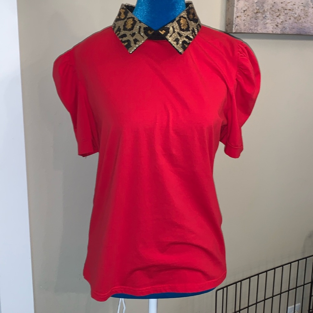 Red sequins collar top